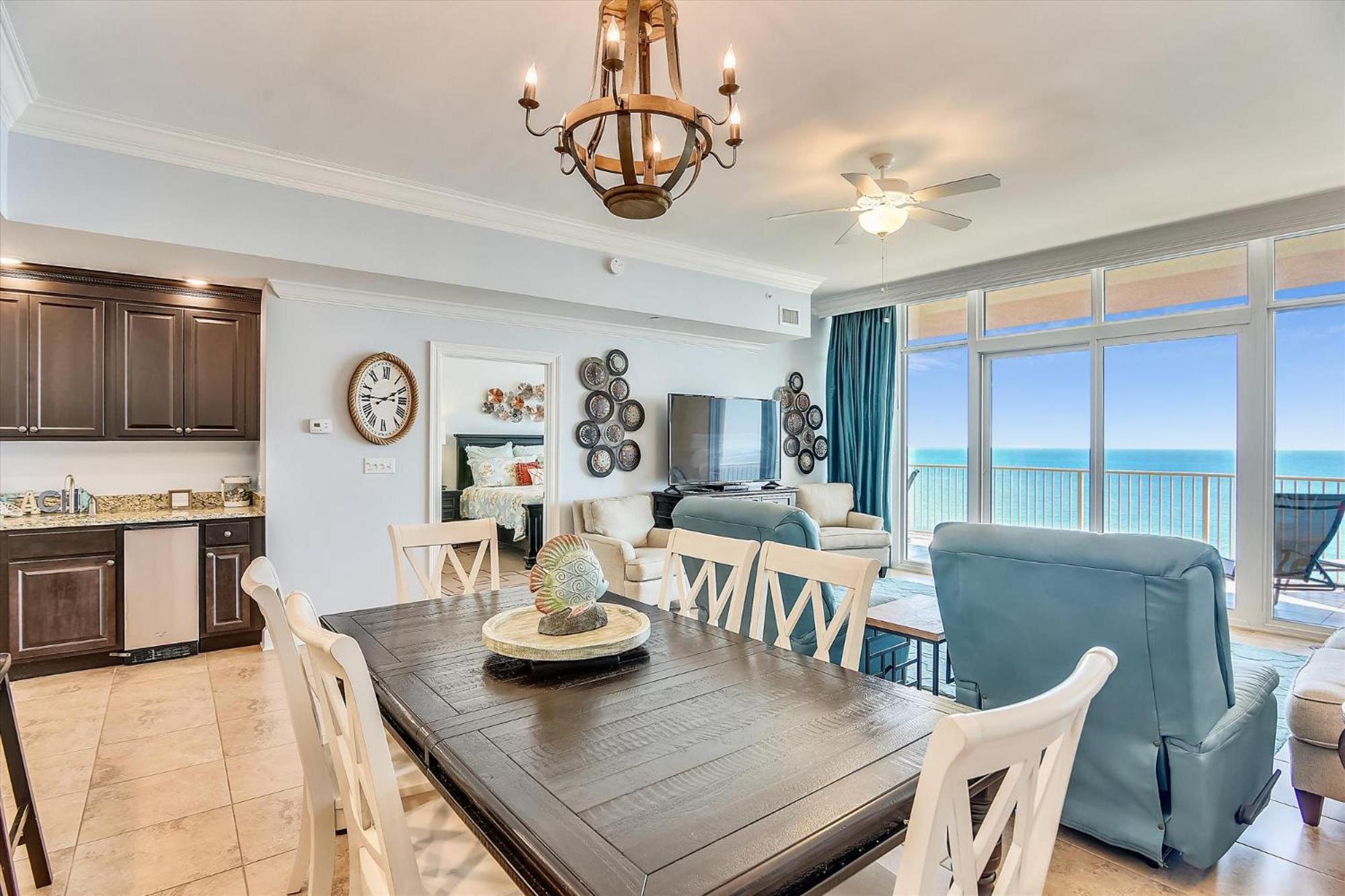 Phoenix Gulf Shores Unit 1702 部屋 写真
