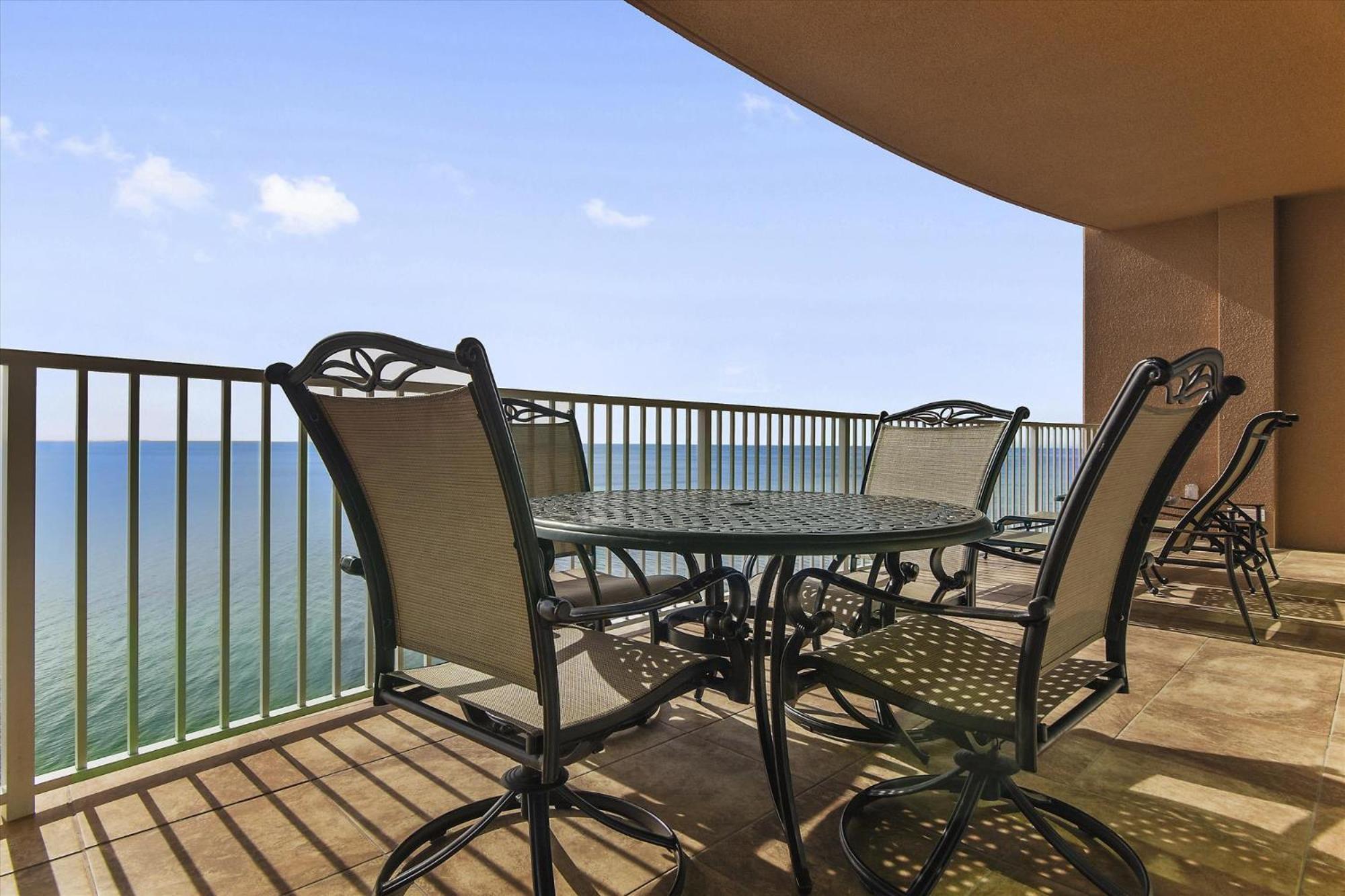 Phoenix Gulf Shores Unit 1702 部屋 写真